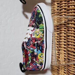 VANS Marvel X Men Comic Super Hero Laced Shoes 6 Toddlers